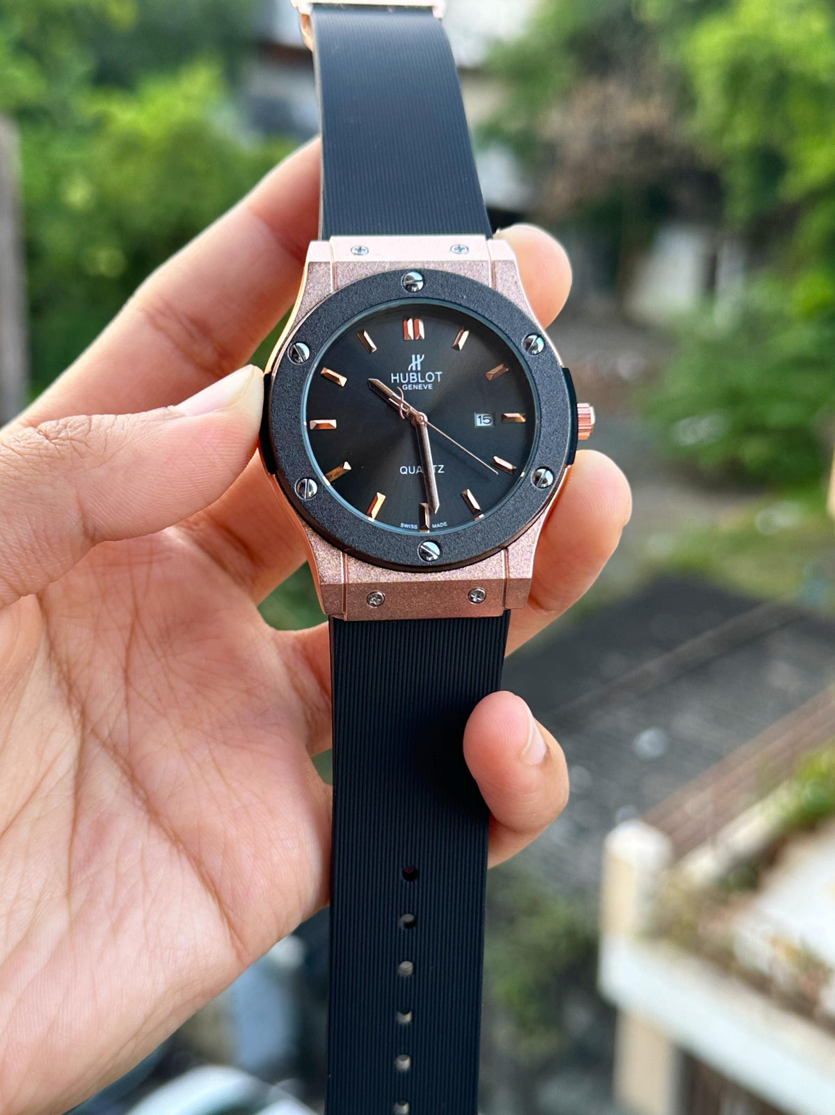 NEW & EXCLUSIVE HUB.LOT CLASSIC BLACK GOLD