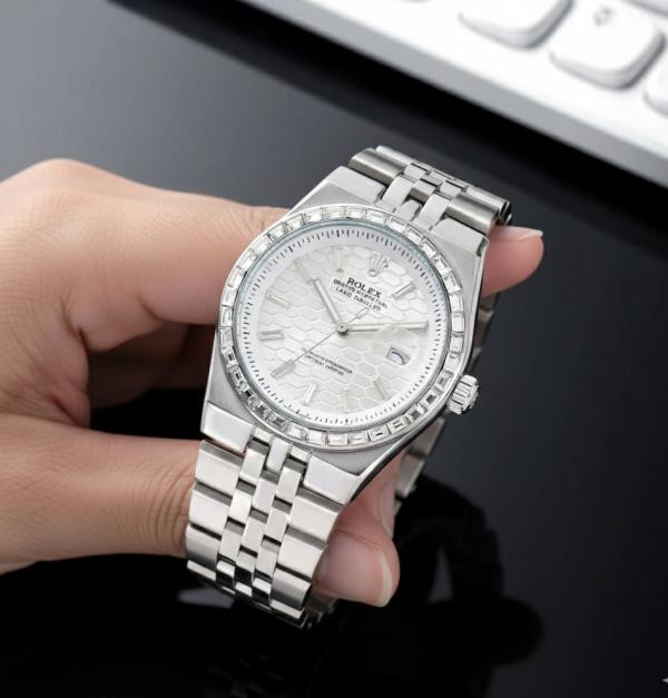 Rol.ex Oyster Perpetual Land Dweller