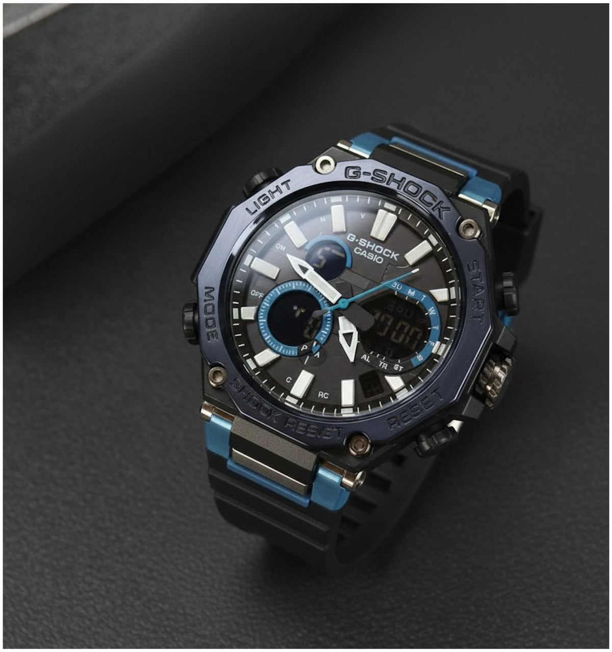 NewCasio G shock Mtg-B2000