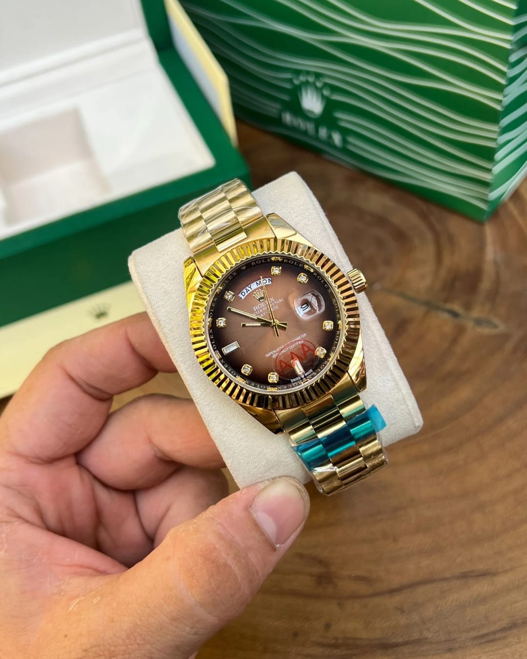 Rol.ex Oyster Perpetual Day Date Diamond 40 Battery Gold-Brown