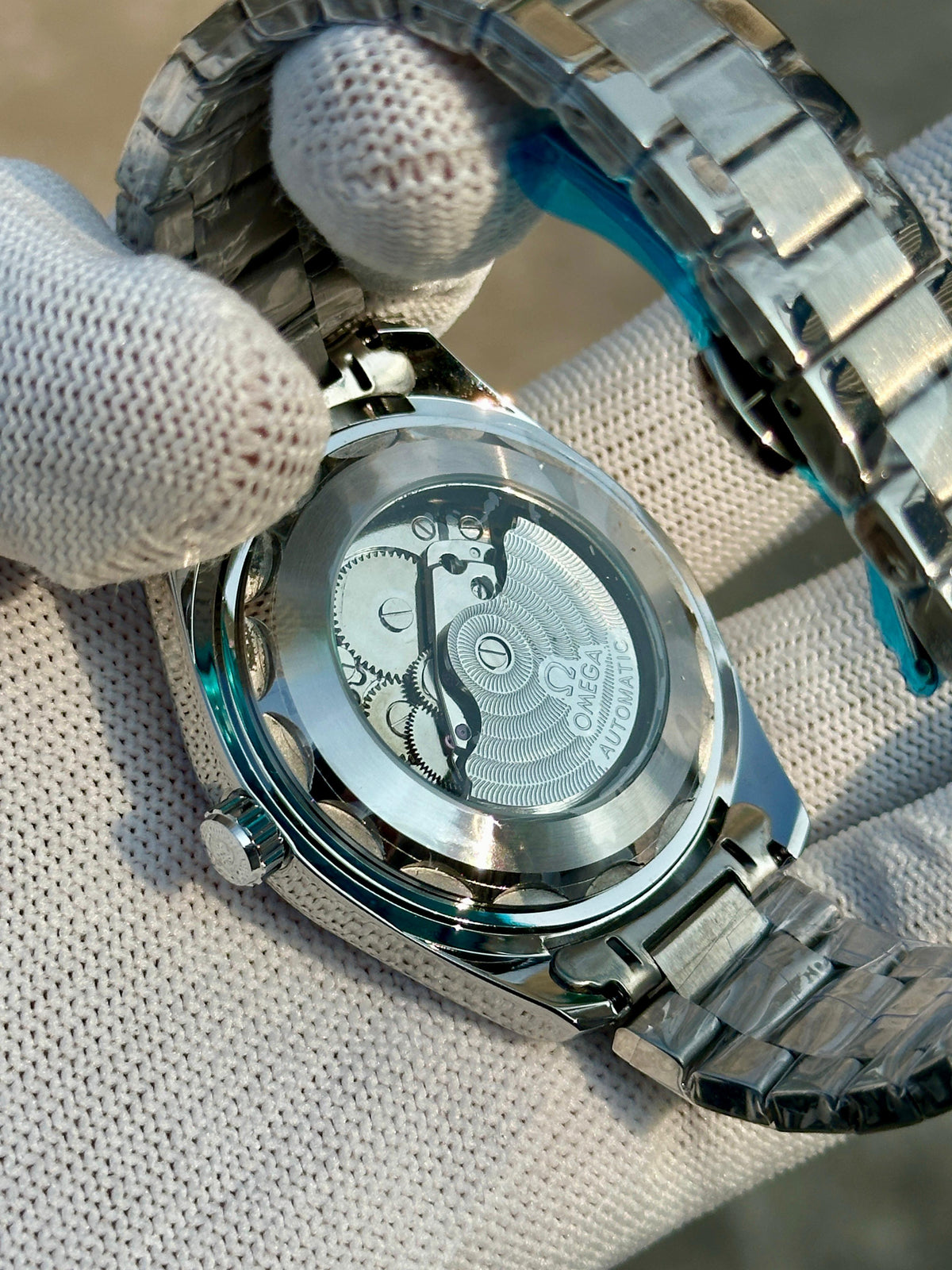 Om.ega Seamaster Auto