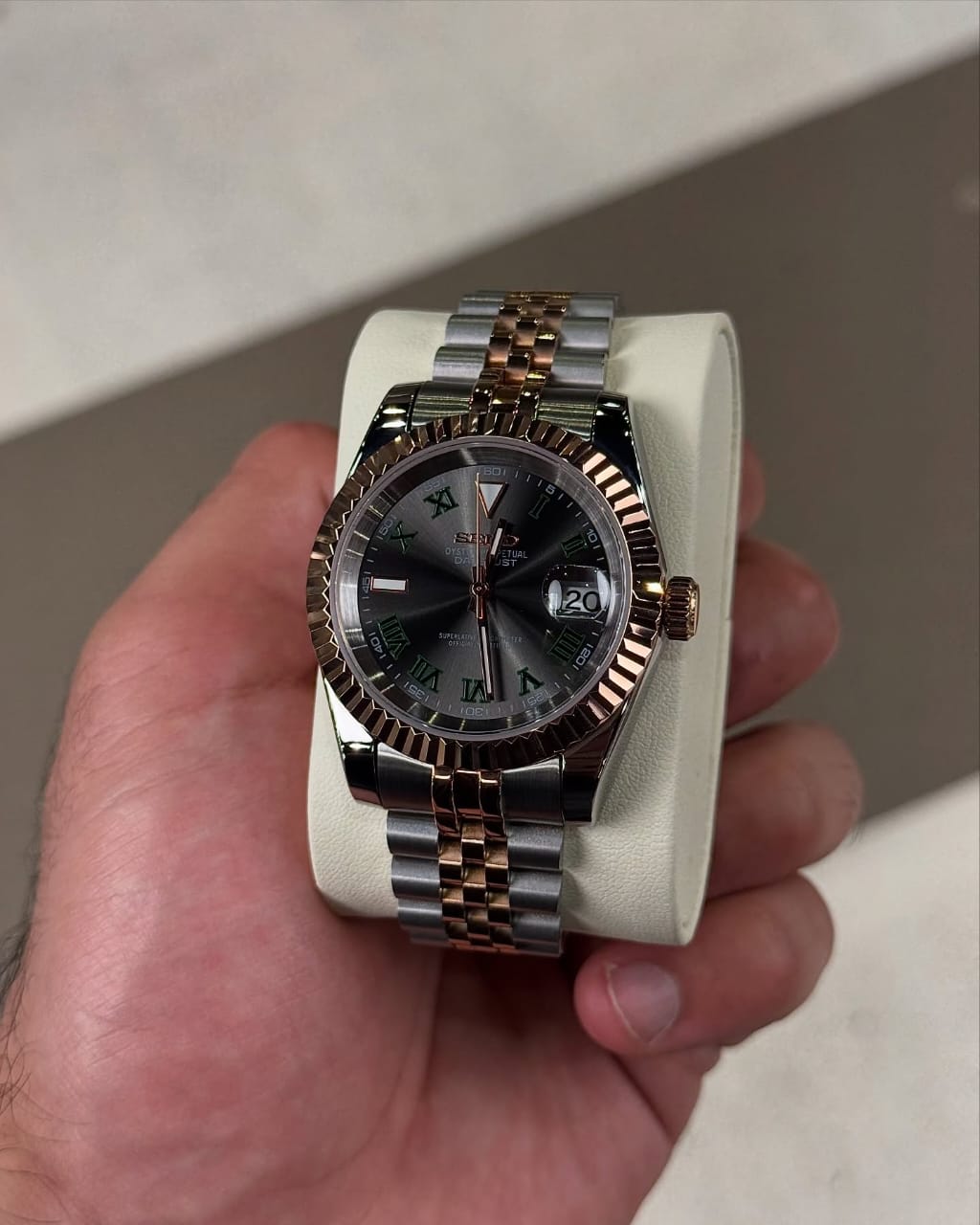 Sei.ko Oyster Perpetual Date Just Movment Like Automatic