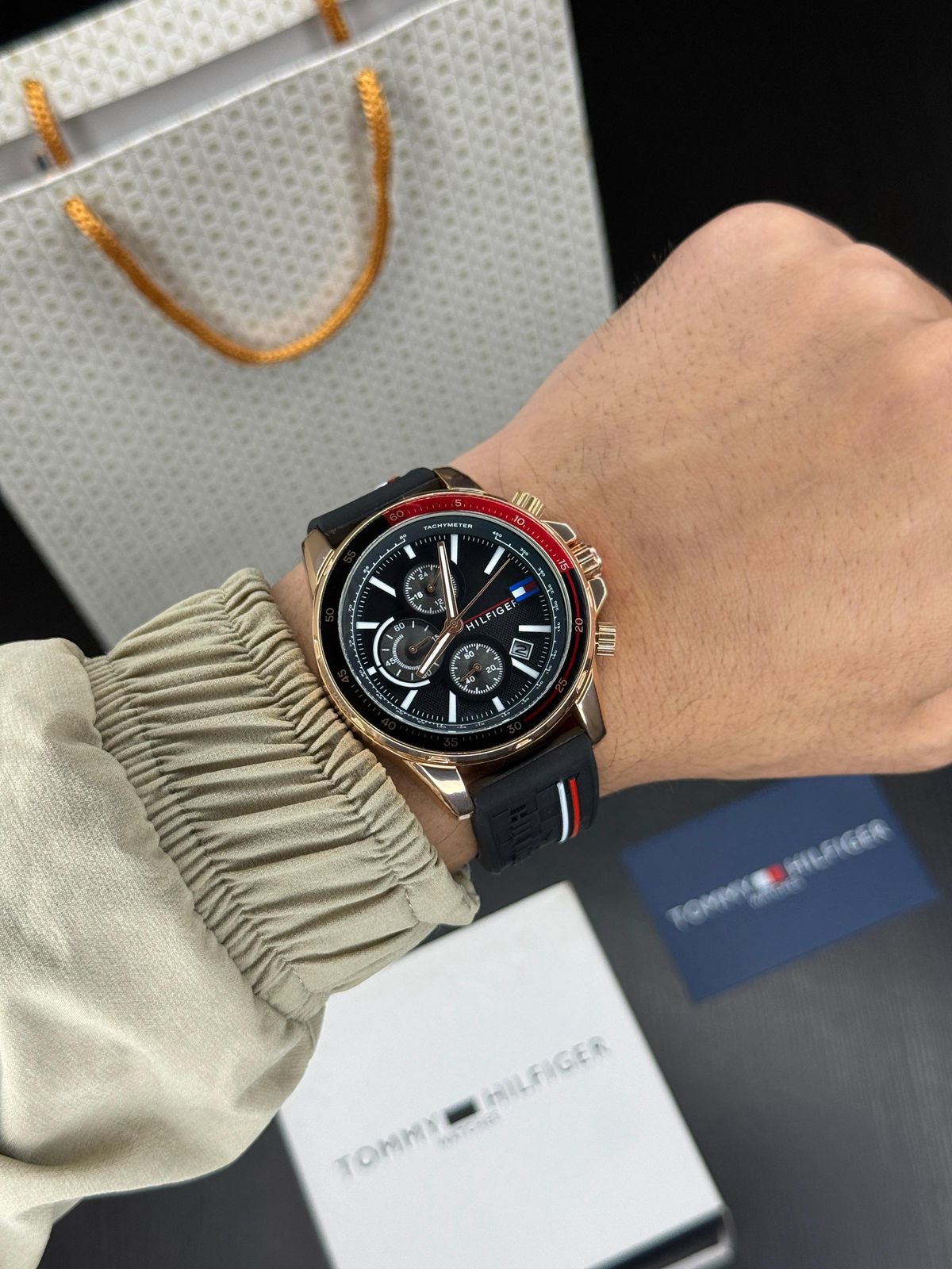 Tom.my Hilfiger Tachymeter
