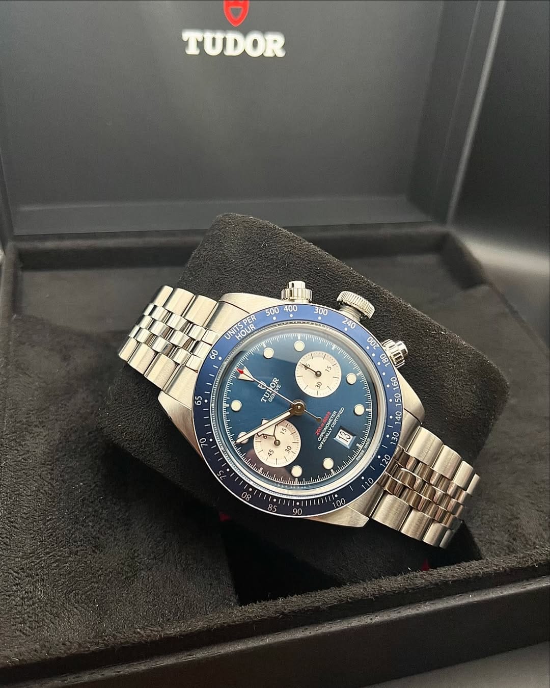 Tu.dor Black Bay Chrono