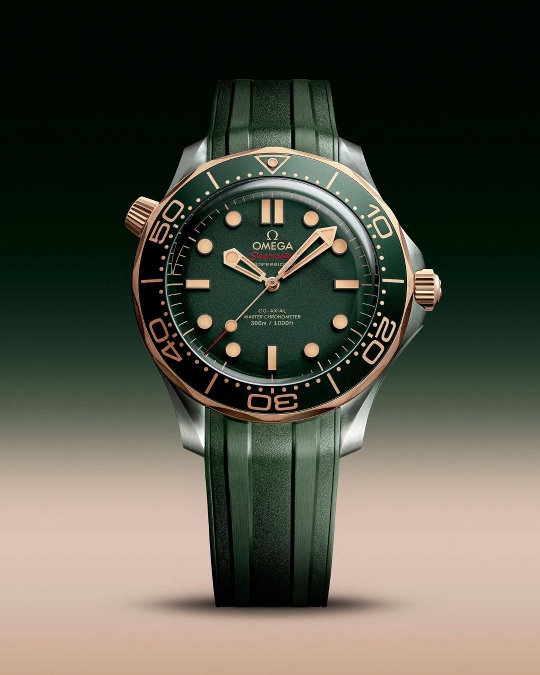 Om.ega seamaster diver 300M automatic