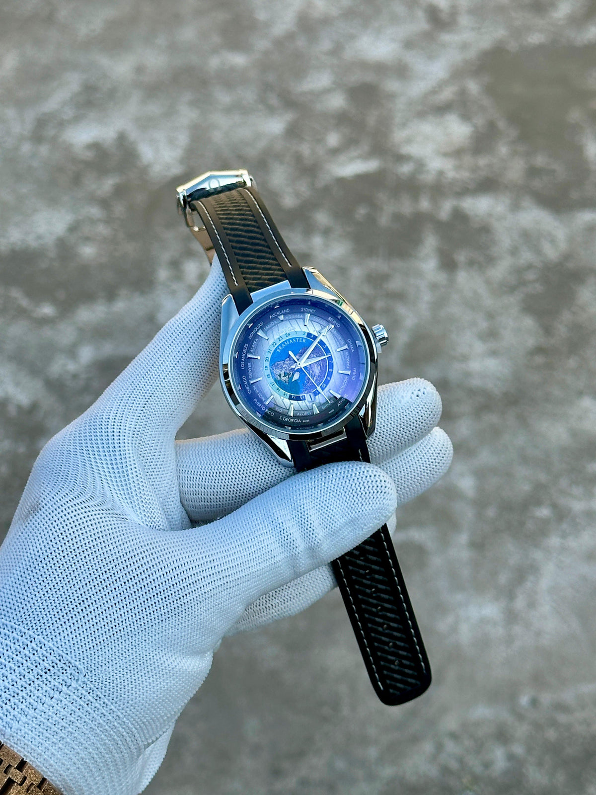 Om.ega Seamaster