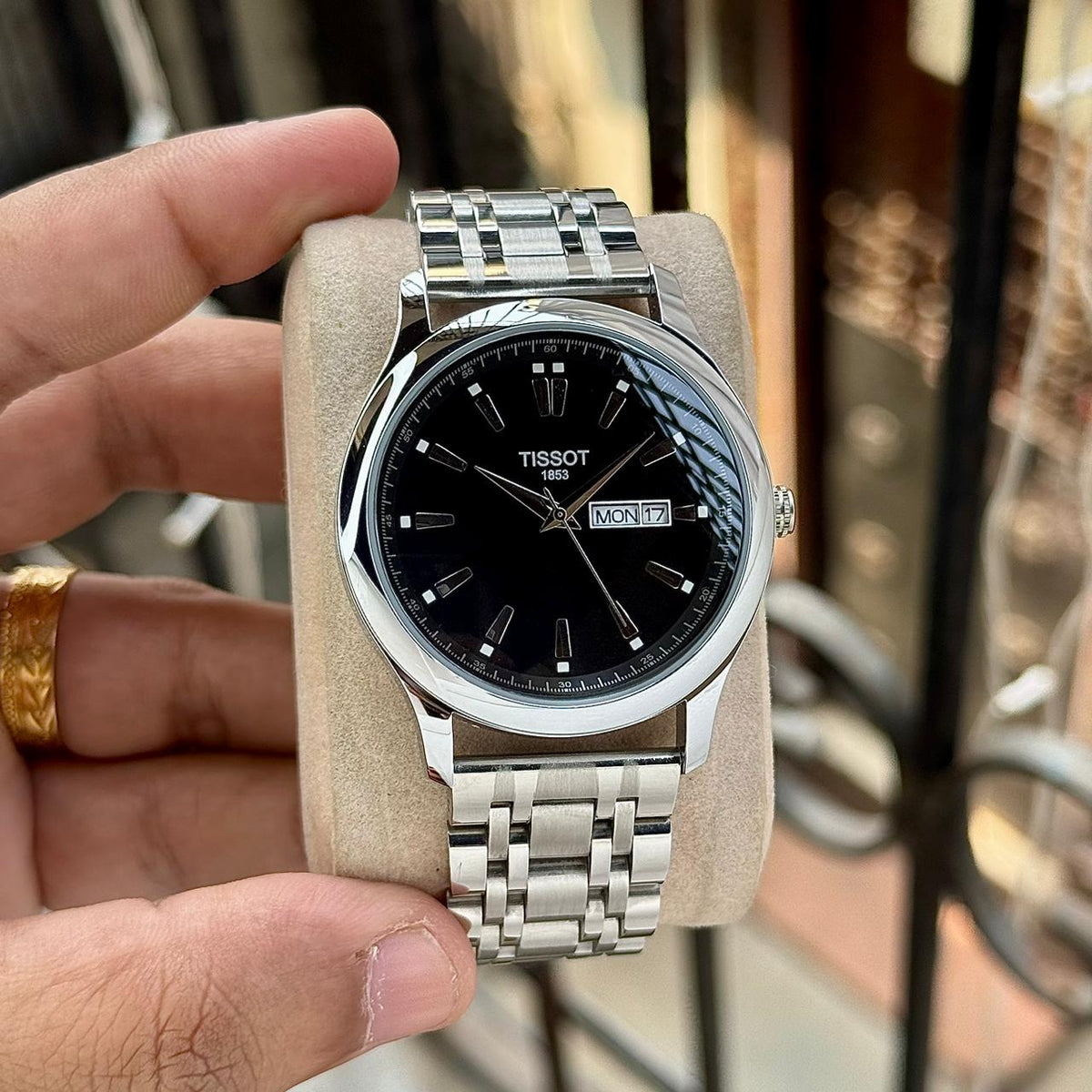 Tis.sot 1853 Classic Day Date