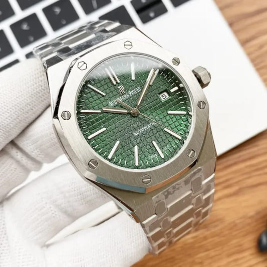 Aude.mars piguet royal Oak Quartz