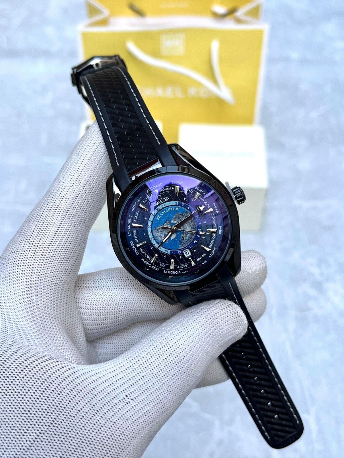 Om.ega Seamaster