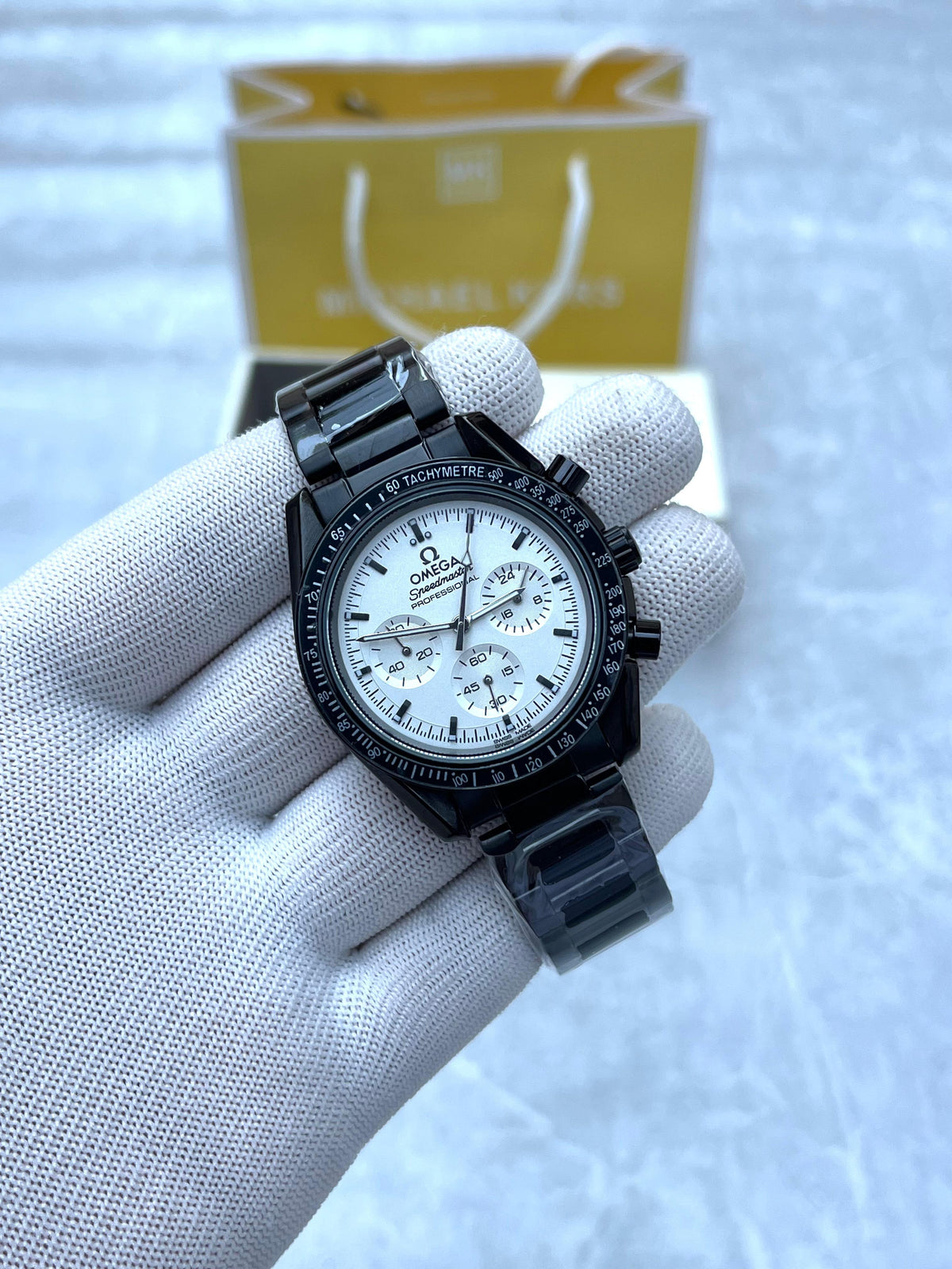 Om.ega Speedmaster Chronograph