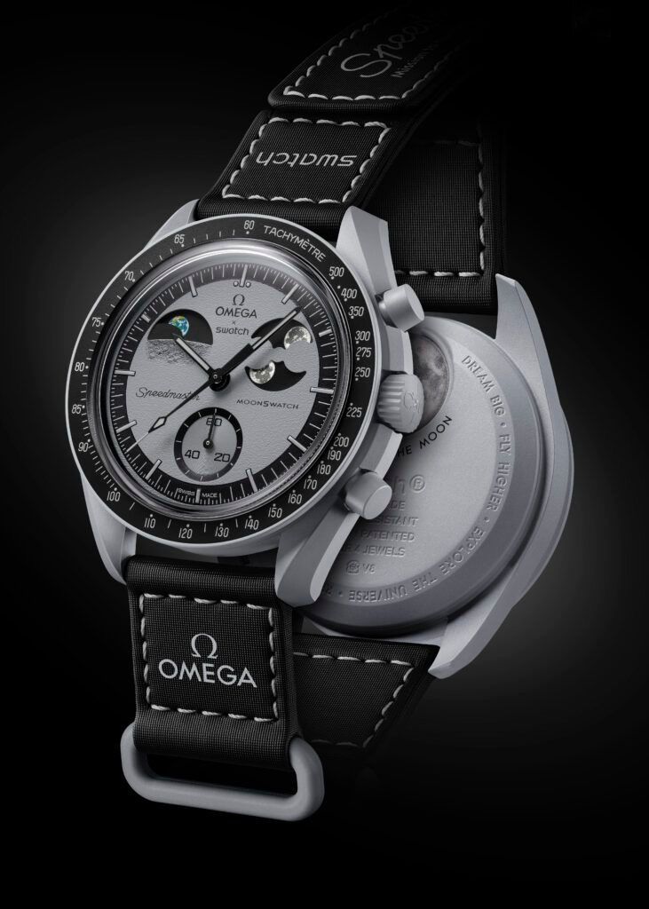 Om.ega Swatch Speedmaster Moonswatch - Mission to the EarthPhase