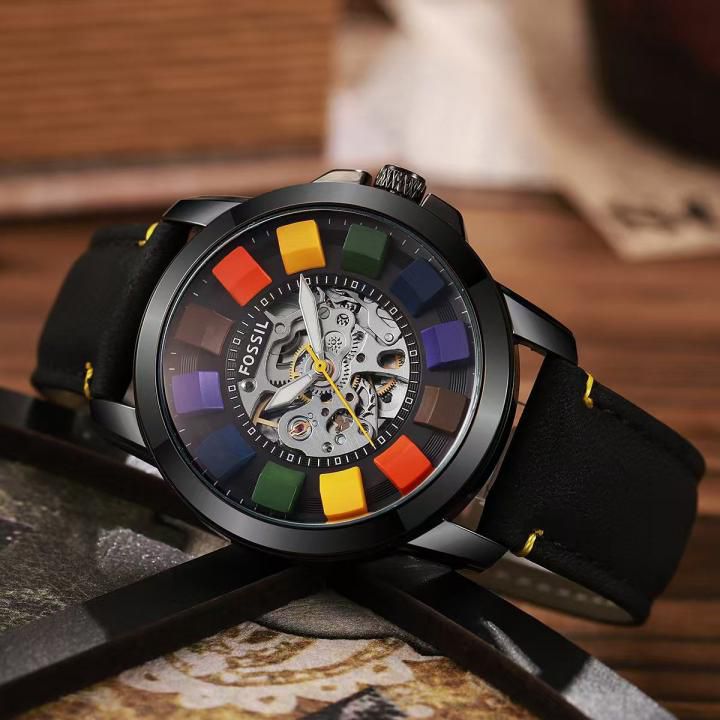 Fos.sil Grand Skeleton