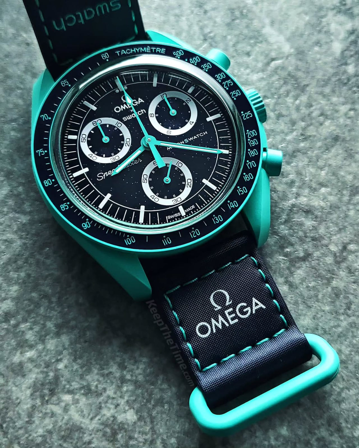 Om.ega Speedmaster x S watch