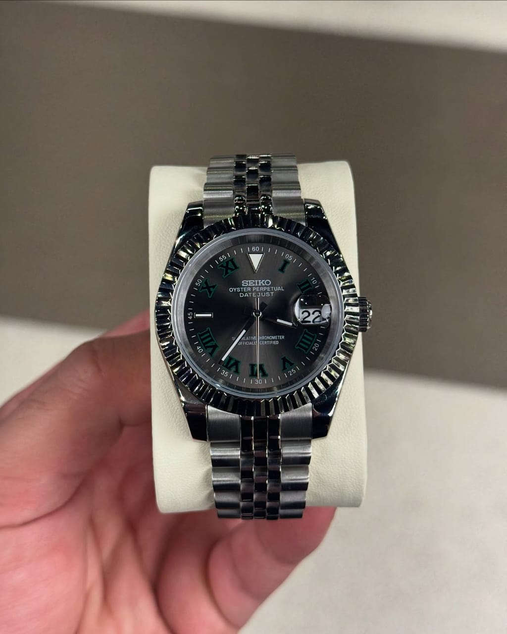 Sei.ko Oyster Perpetual Date Just Movment Like Automatic