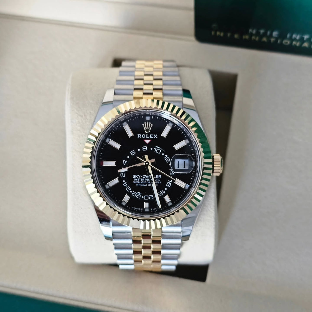 Rol.ex Oyster Perpetual Sky Dweller