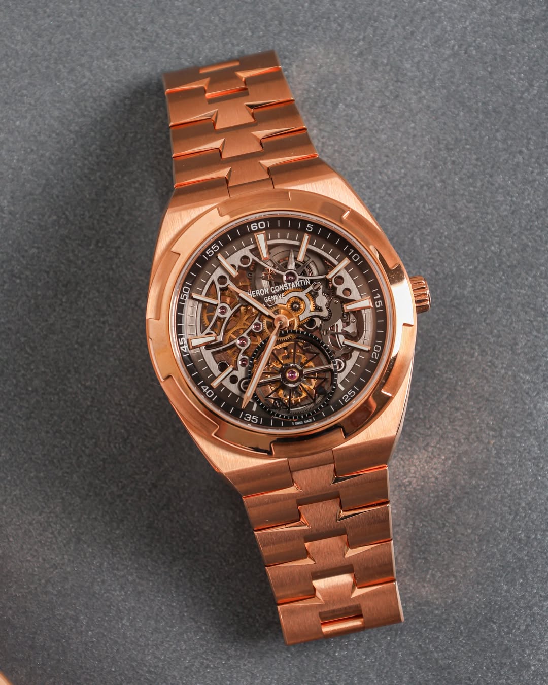 New Vacheron  Constantin Overseas 6000V1