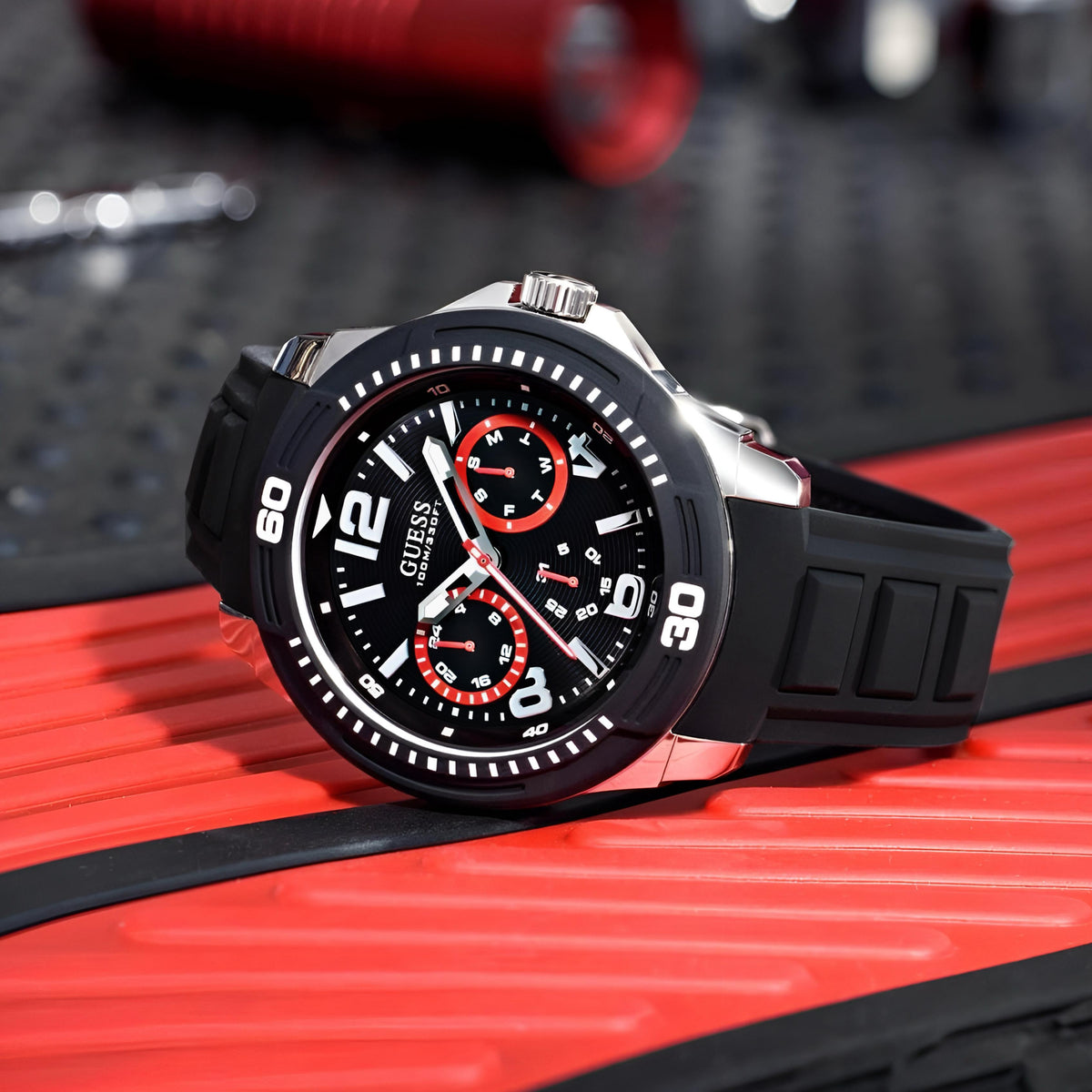 NewGuess Ultra-Premium Analog