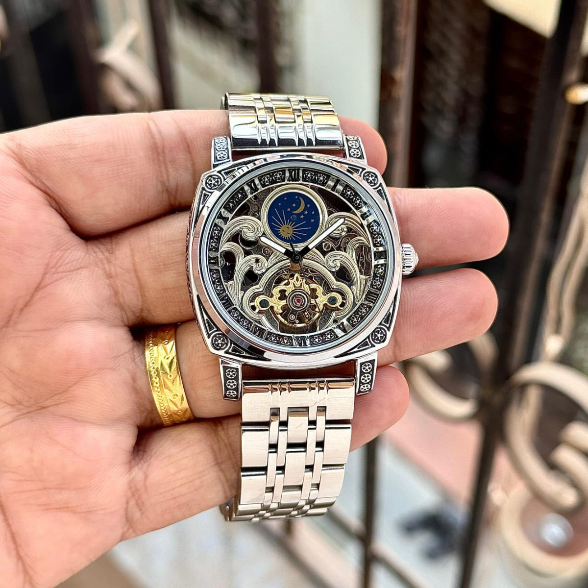 Pa.tek Philippe Skeleton automatic