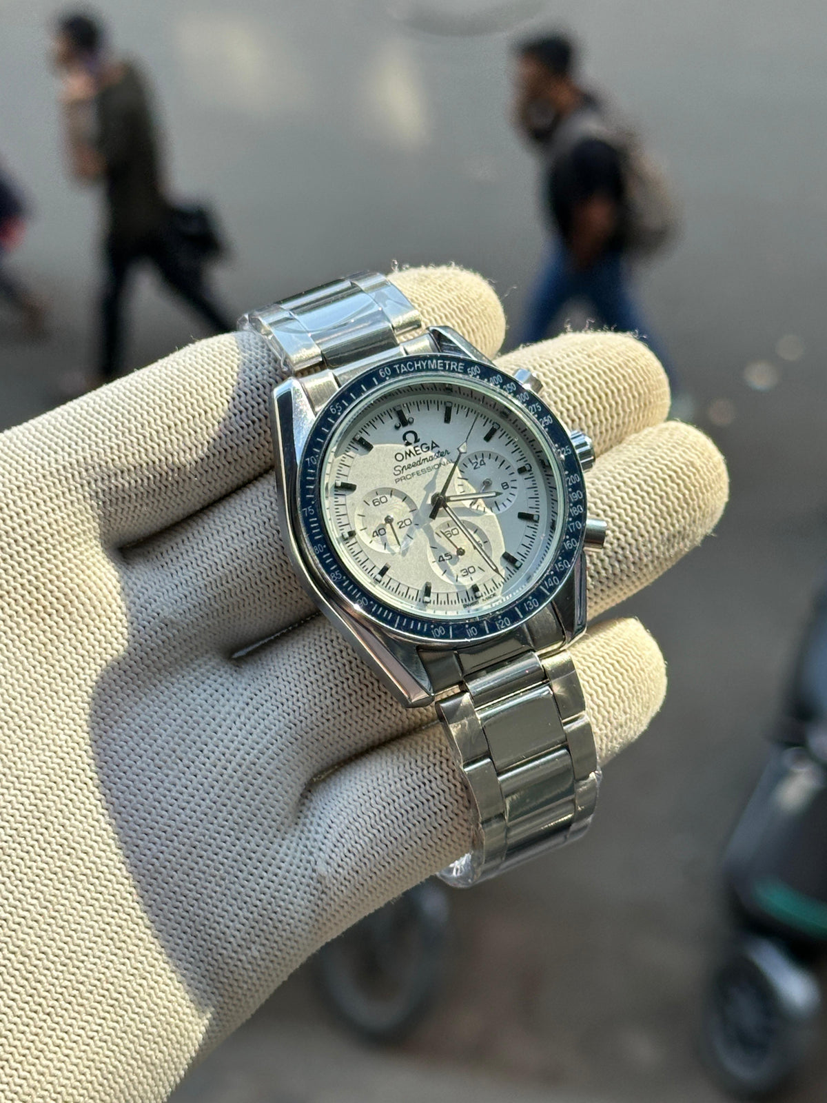 Om.ega Speedmaster Chronograph
