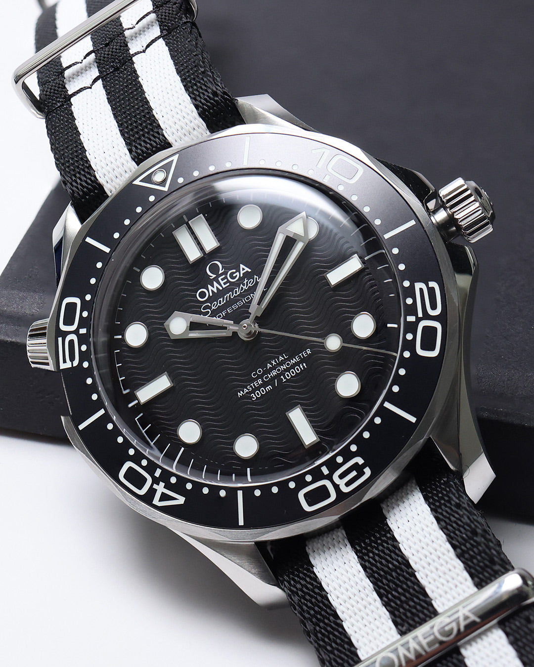 Om.ega Seamaster Diver 300 Automatic