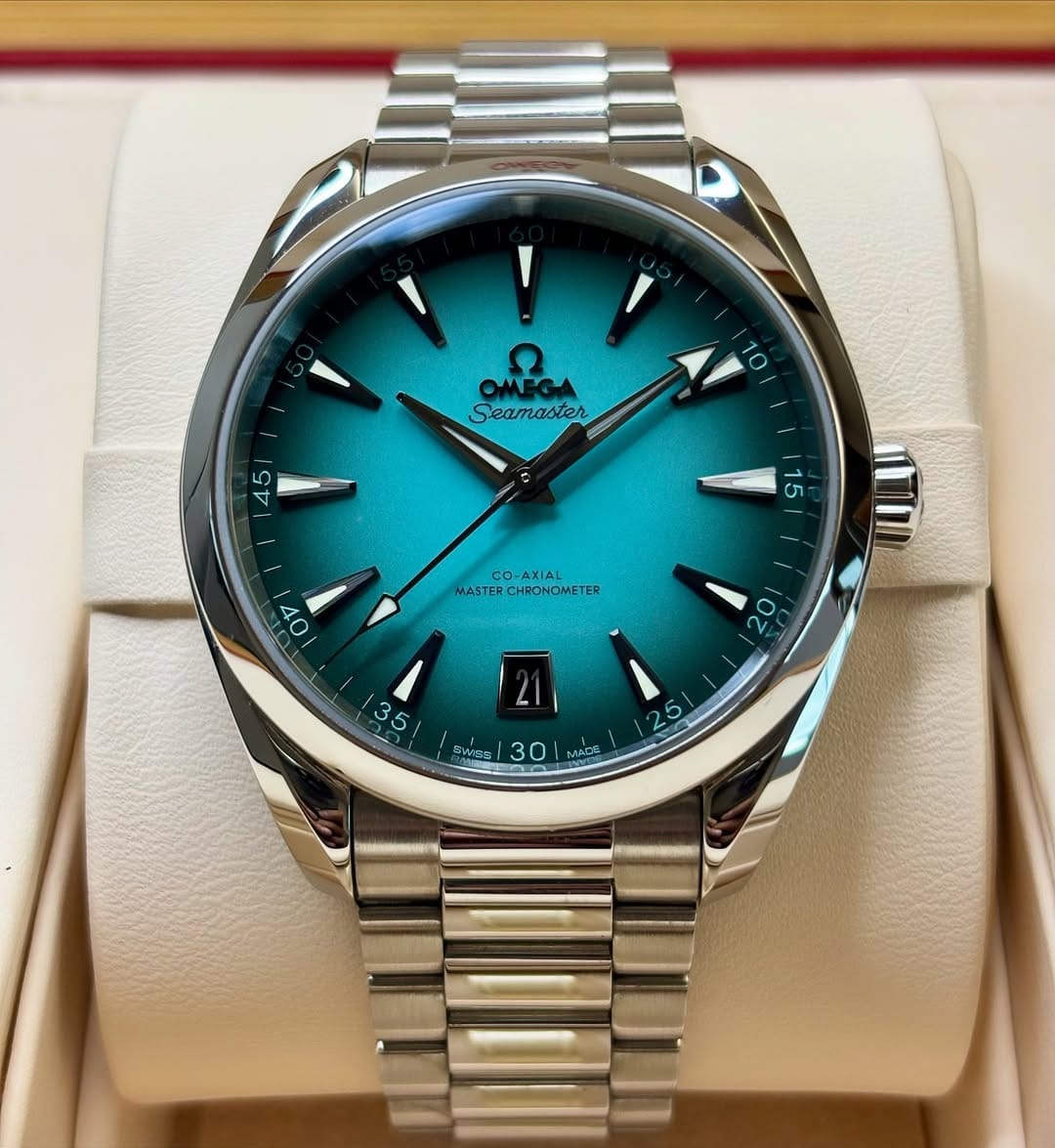 Om.ega Seamaster Aqua Terra 150M Co-Axial Master Chronometer