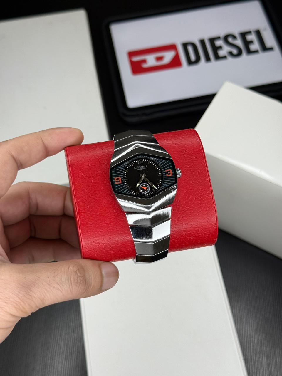 Die.sel Rock DZ-4075