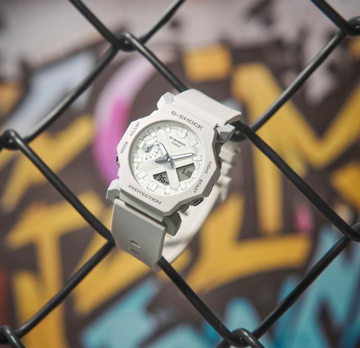 NEWG SHOCK CASIO GM2300