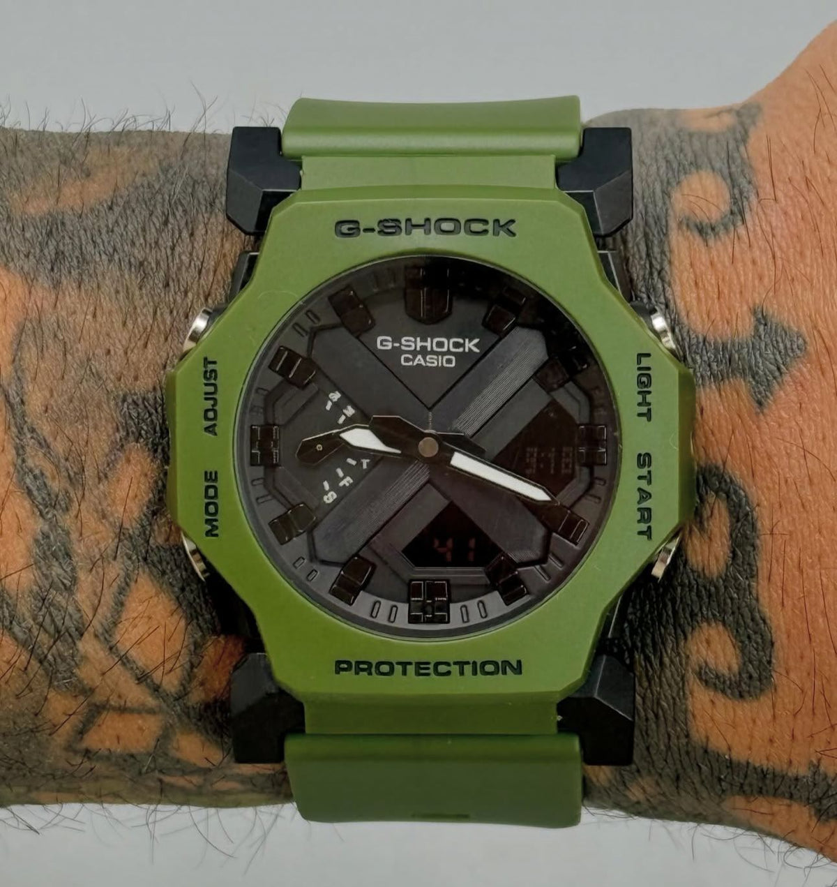 NEW G SHOCK GA-2300 IN GREEN BLACK WITH ALL FEATURES WORKING
