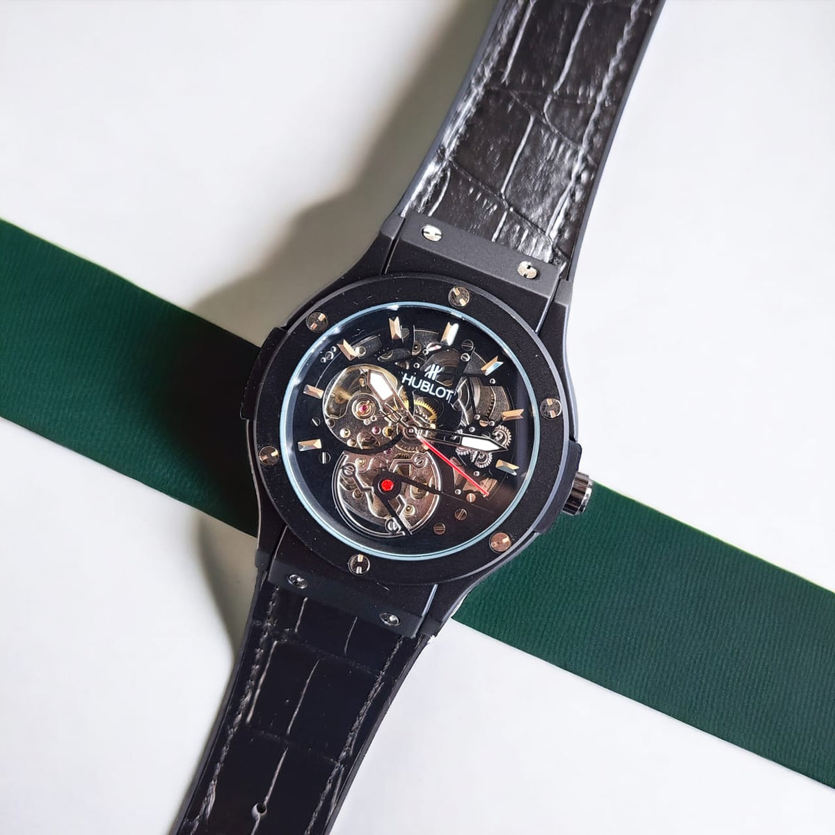 Hub.lot Big Bang Skeleton Automatic