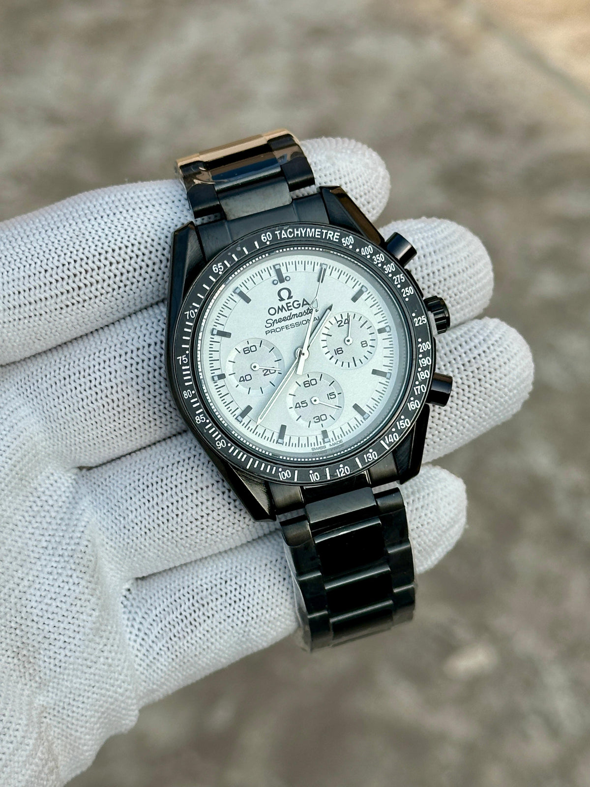 Om.ega Speedmaster Chronograph