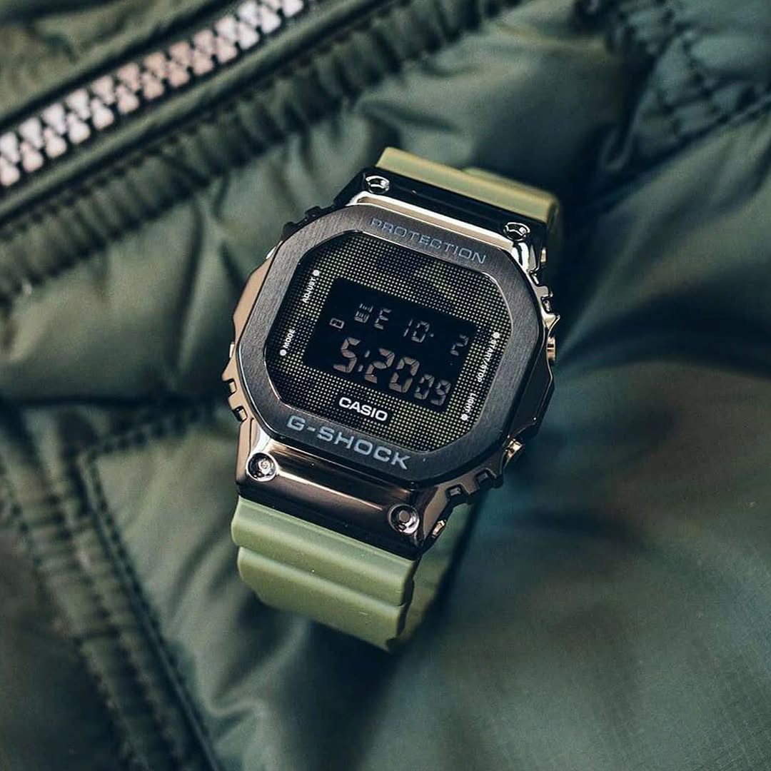 New Casio g shock gms5600