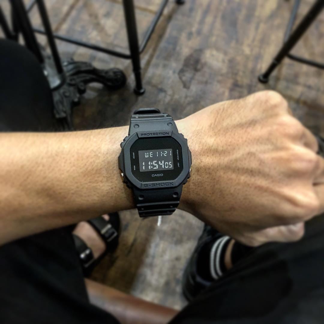 New Casio G-Shock Dw5600BB