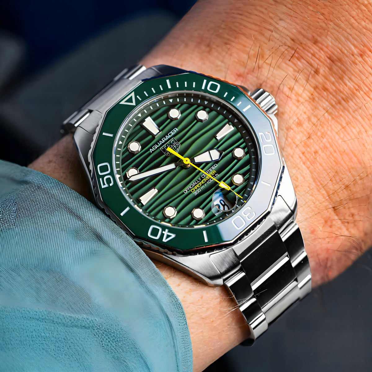NewTag Heuer Aquaracer Professional 300m date automatic japan