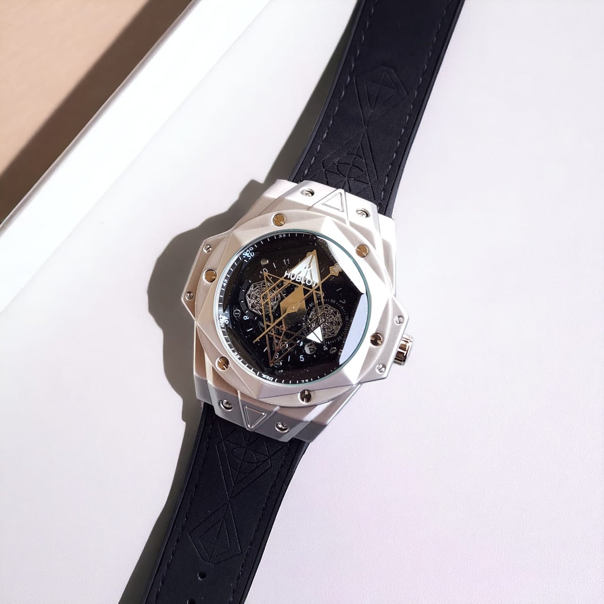 Hub.lot Big Bang Spider