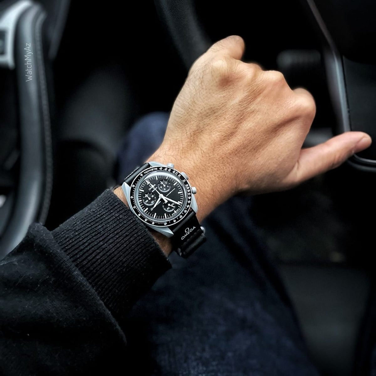 Om.ega Speedmaster x S watch