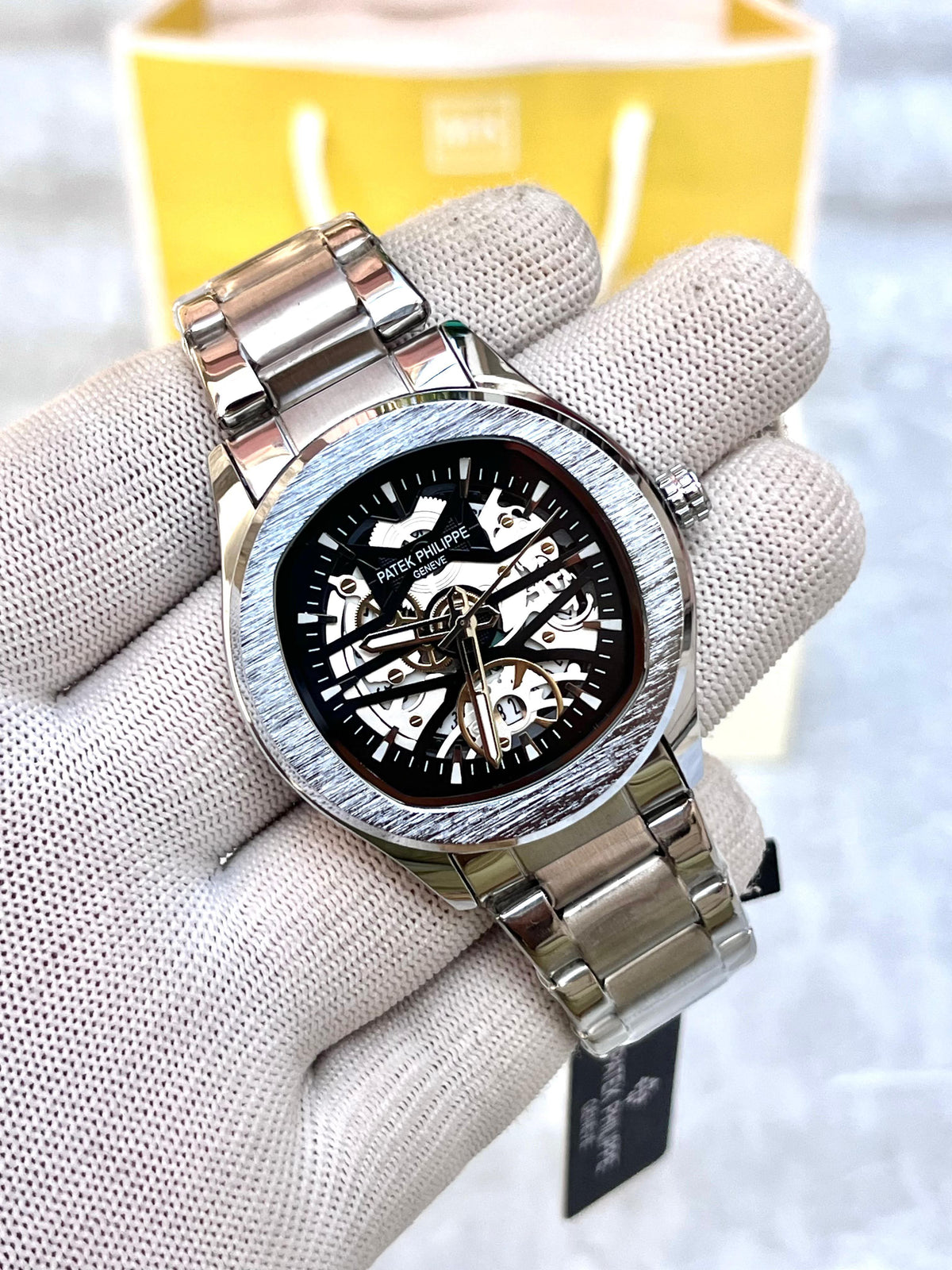 Pa.tek Philippe Skeleton Quartz