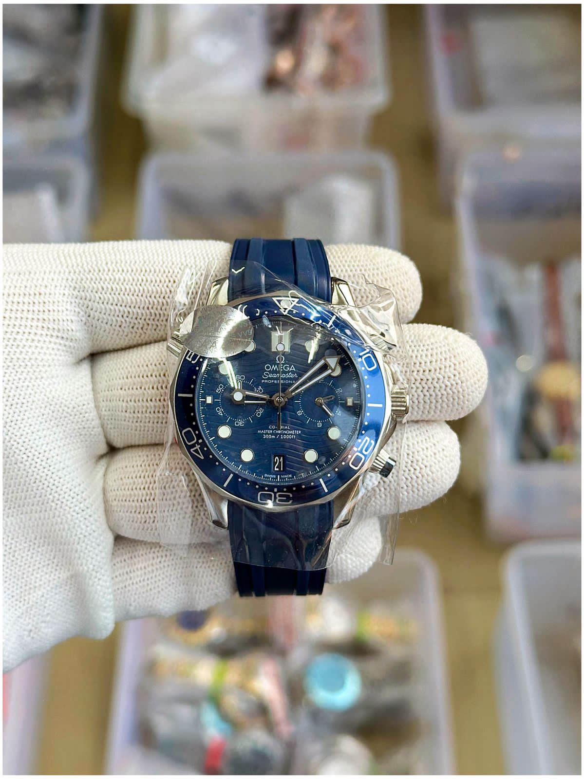 Om.ega Seamaster Diver 300M Chronograph