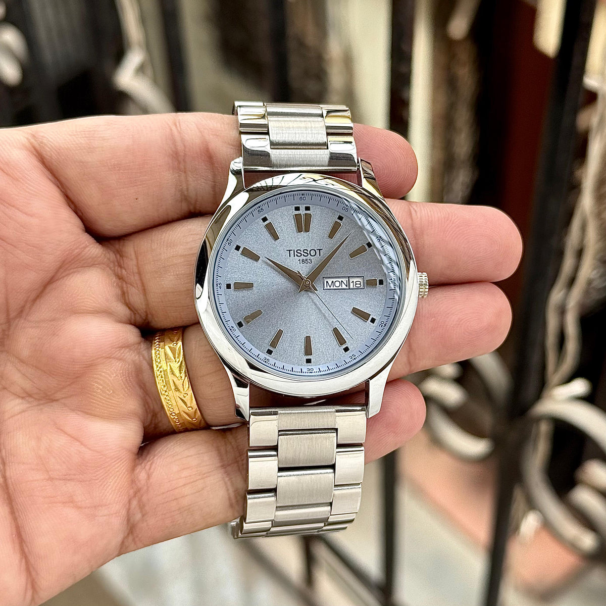 Tisso_t 1853 Day Date Lemon