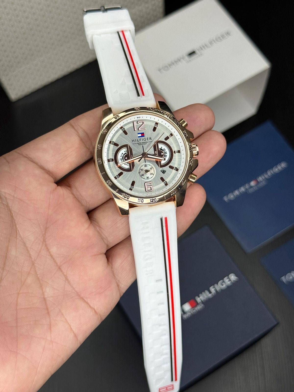 Tom.my Hilfiger Decker