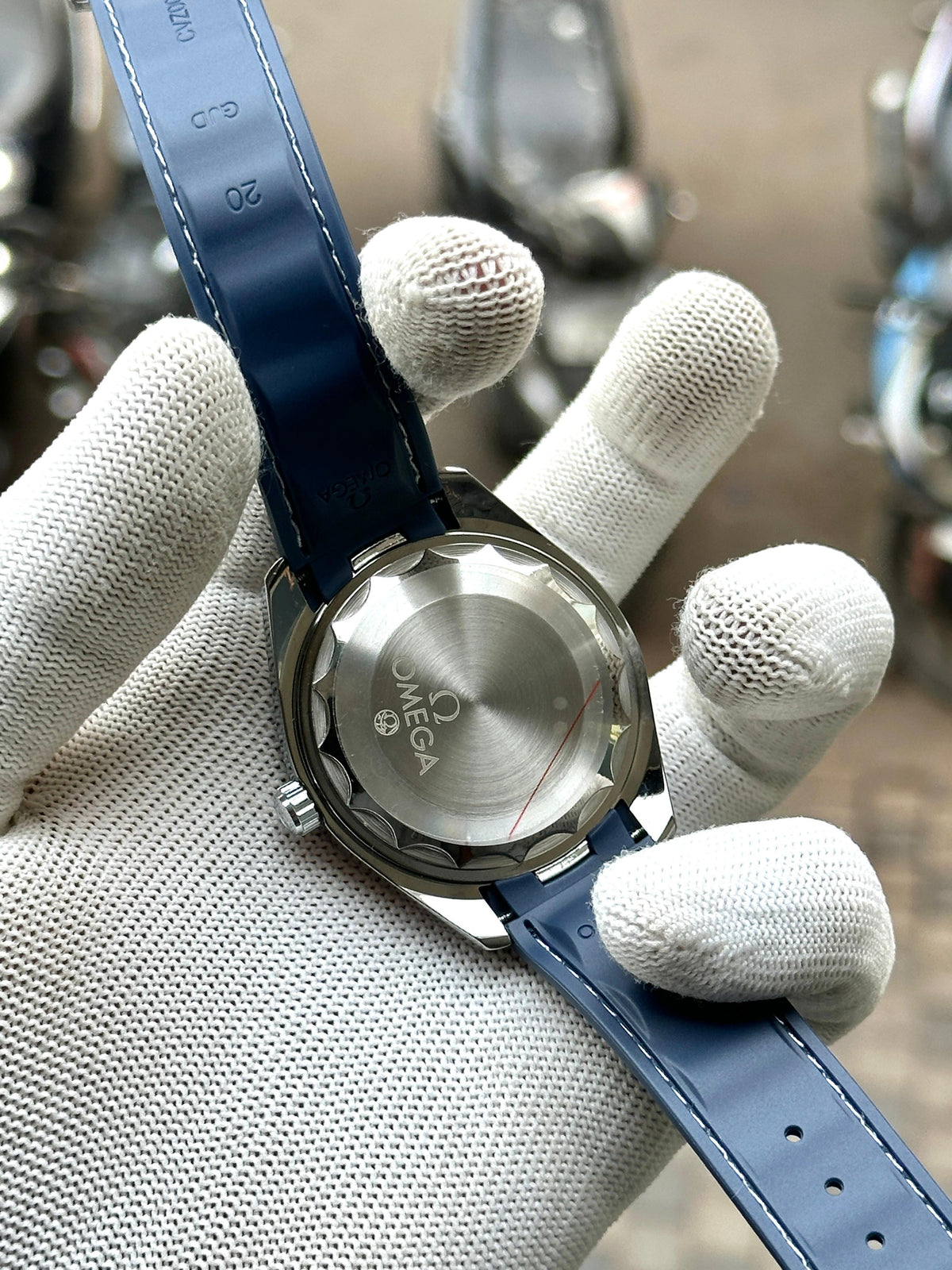 Om.ega Seamaster